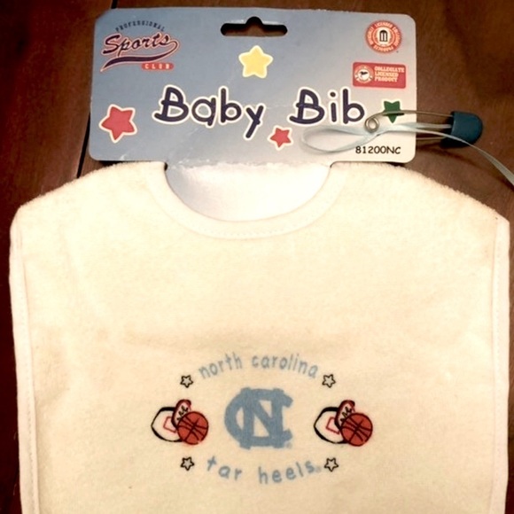 UNC Baby Bib - Picture 1 of 1